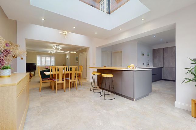 Cuckoo Hill Rise, Hanslope, Milton... 5 bed detached house for sale