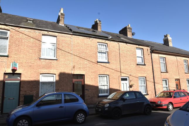 John Street, Tiverton, Devon, EX16 3 bed terraced house for sale