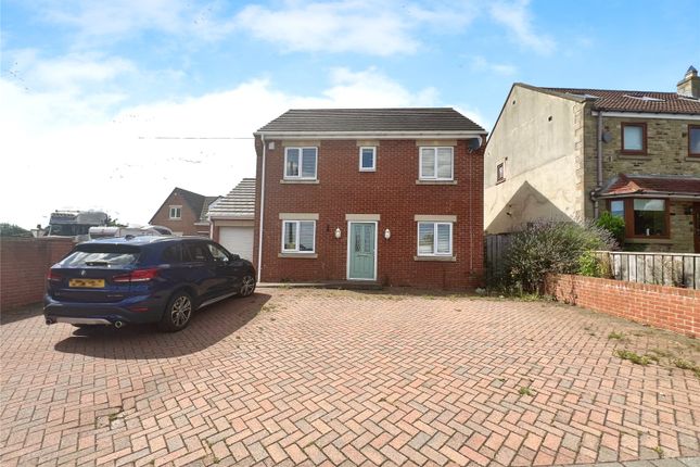 4 bed detached house