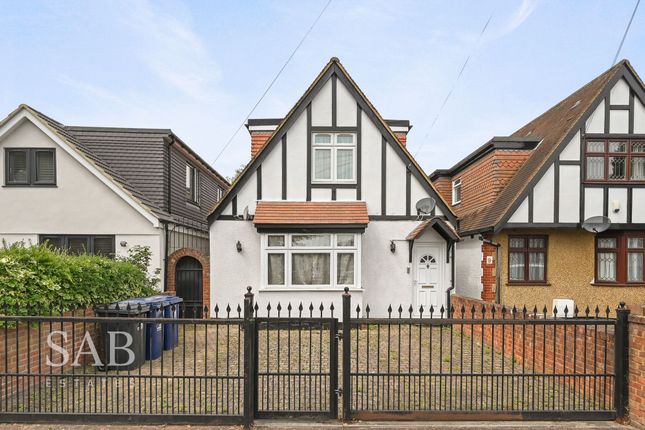 Millet Road, Greenford, UB6 4 bed detached bungalow for sale
