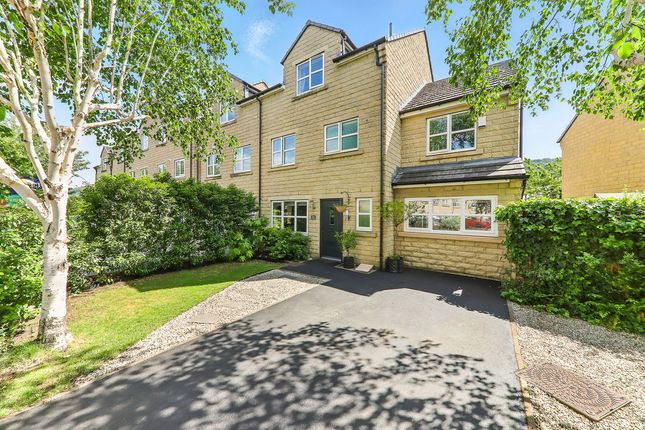 Fowlers Croft, Otley, LS21 5 bed end of terrace house for sale