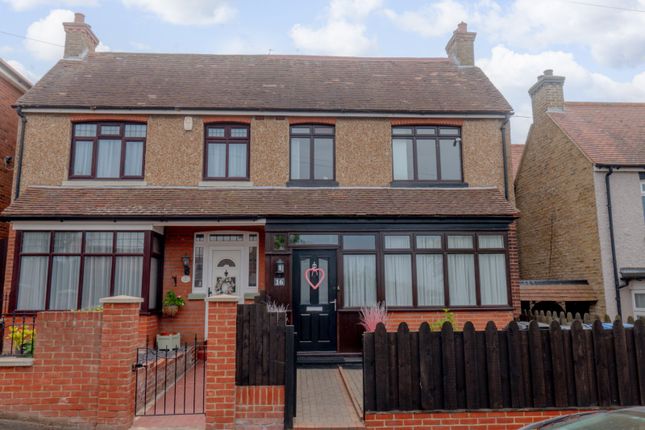 Alfred Road, Margate, Kent, CT9 4 bed semi