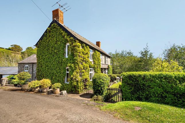 4 bedroom cottage for sale