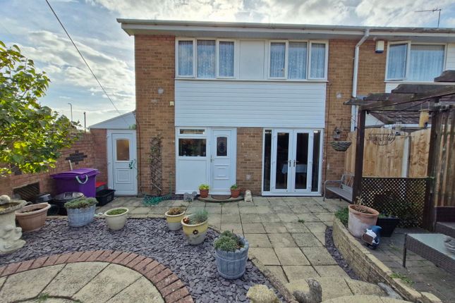 Hamble Close, Brierley Hill DY5 3 bed semi