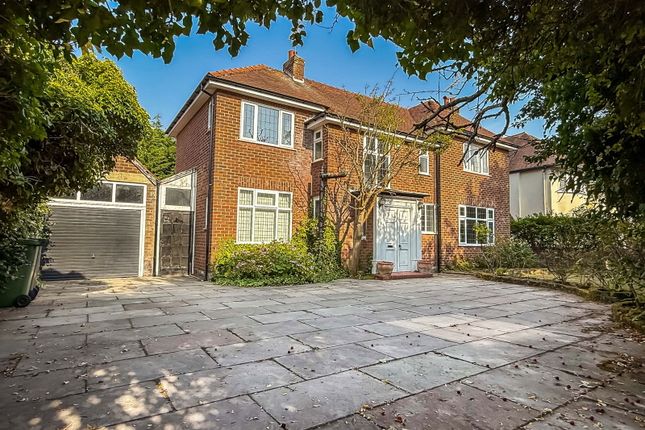 Waterloo Road, Southport PR8 3 bed detached house for sale