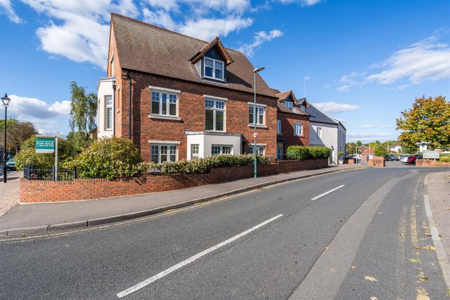 High Street, Knowle, Solihull 2 bed apartment for sale