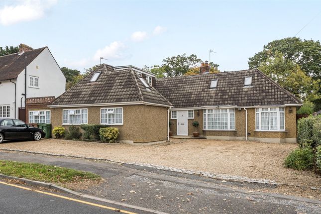 Kingsmead Avenue, Worcester Park KT4 5 bed detached house for sale