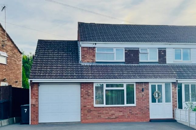 Chiltern Road, Swadlincote, DE11 3 bed semi