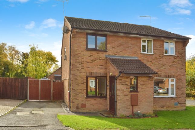 2 bedroom semi-detached house for sale