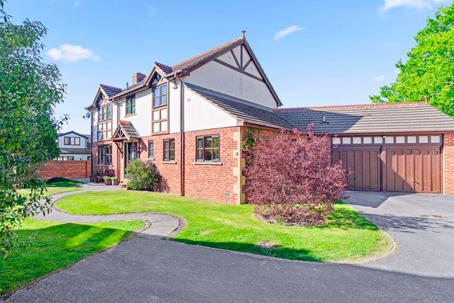 Red House Gardens, Ilkley LS29 4 bed detached house for sale