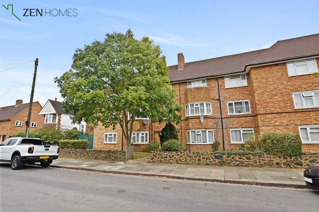 Enfield EN3 2 bed flat for sale