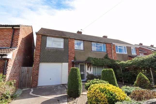 5 bedroom semi-detached house for sale