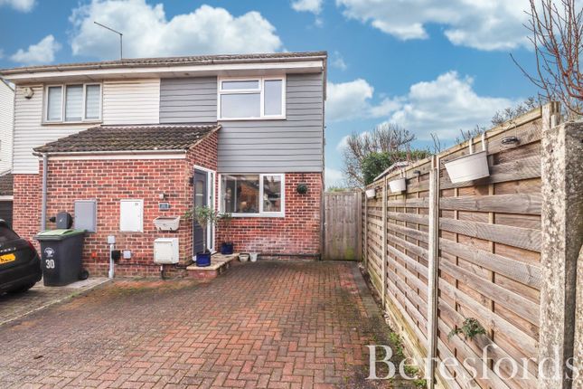 Rayfield Close, Barnston, CM6 3 bed semi