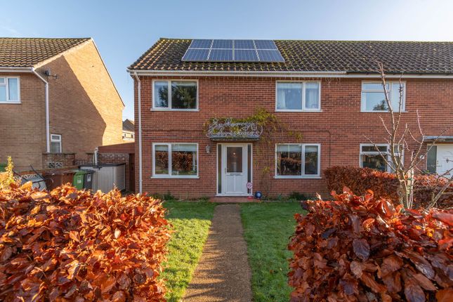 St Peters Road, Fakenham, NR21 3 bed end of terrace house for sale