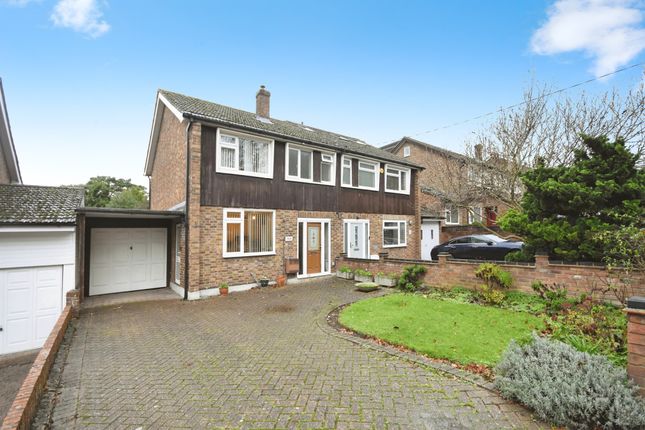 3 bedroom semi-detached house for sale