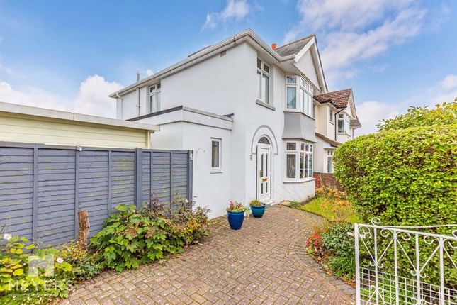 Gleadowe Avenue, Christchurch, BH23 3 bed detached house for sale
