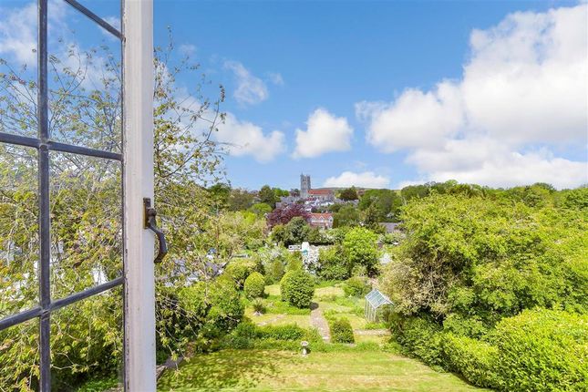3 bed detached house