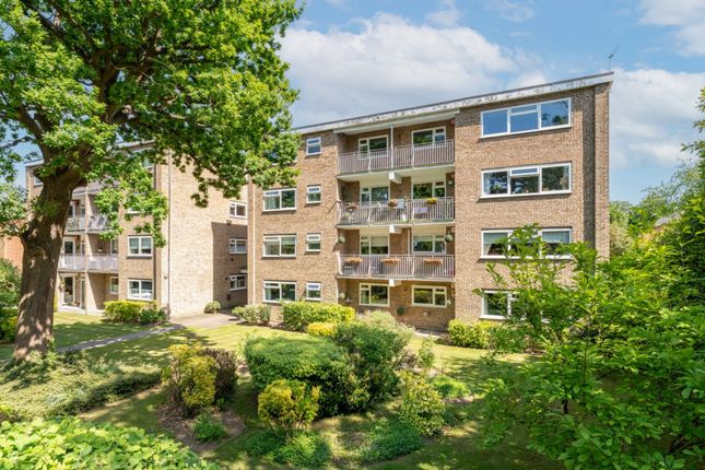 Shortlands Road Bromley BR2 3 bed flat for sale