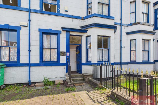 Albemarle Crescent, Scarborough 1 bed ground floor flat for sale