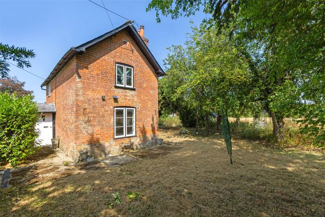 Queens Cottage, Monk Sherborne, RG26 2 bed detached house for sale