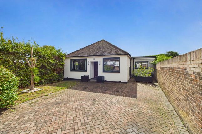 Sidcup, Kent DA15 3 bed detached bungalow for sale