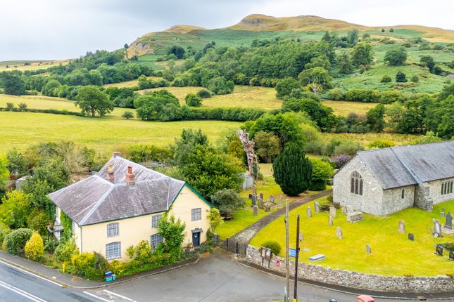 Llandegley, Llandrindod Wells, LD1 8 bed detached house for sale