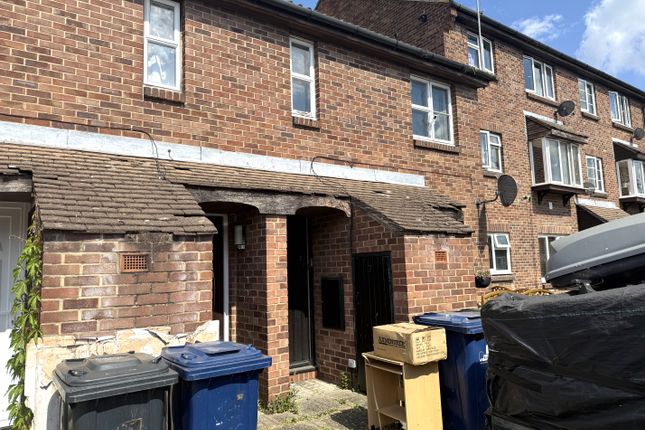 1 bedroom maisonette for sale