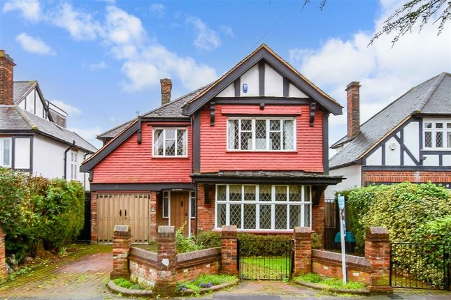Tudor Close, Woodford Green, Essex 4 bed detached house for sale