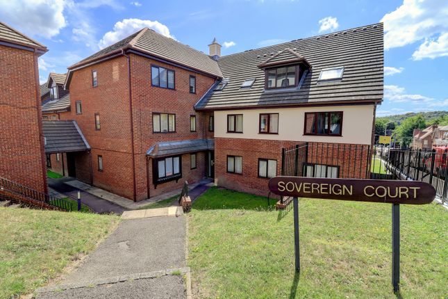 Totteridge Avenue, Buckinghamshire HP13 2 bed apartment for sale