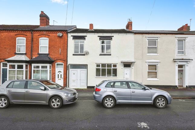 3 bed end terrace house