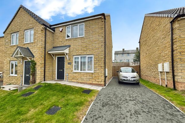 Blackthorne Close, Bradford BD2 2 bed semi