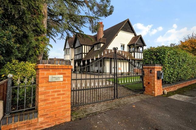 Beaumont Grove, Solihull, West... 3 bed flat for sale