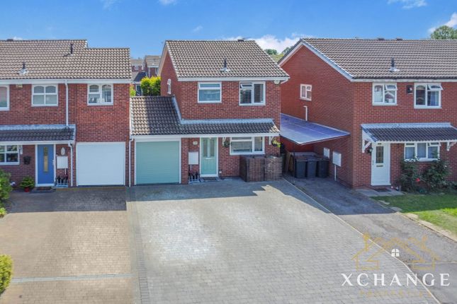 Arlington Way, Nuneaton CV11 3 bed link detached house for sale