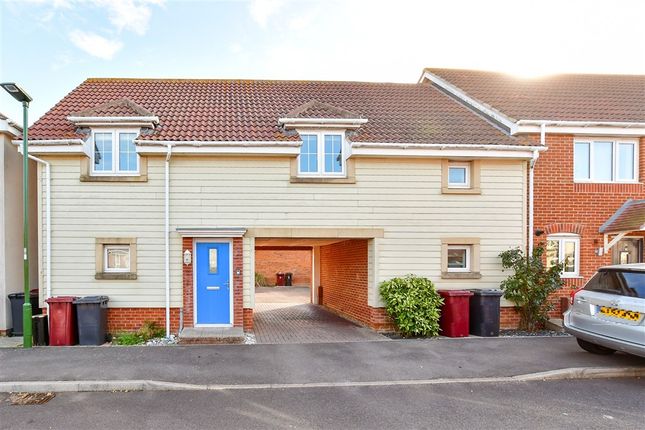 Robinson Way, Bracklesham Bay... 2 bed coach house for sale