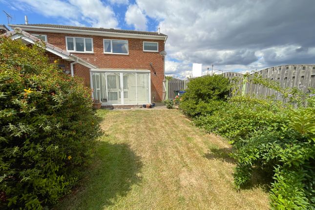 Saffron Close, Doncaster DN11 2 bed semi