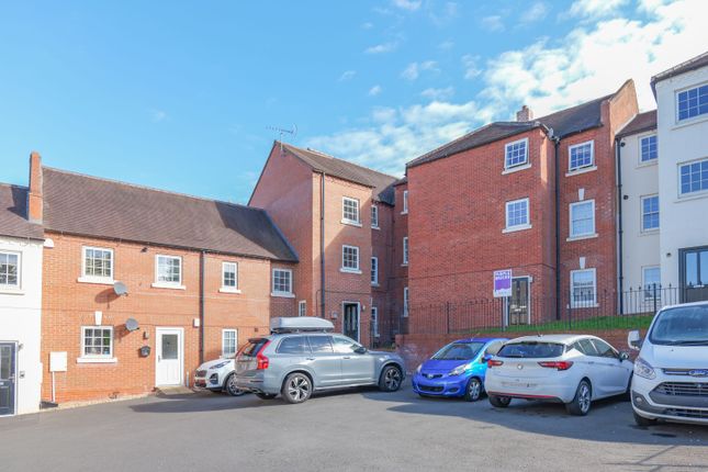 Park Street, Shifnal TF11 2 bed flat for sale