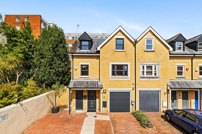 4 bed end terrace house