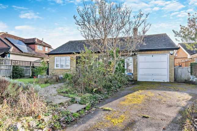 White Horse Lane, Otham, Maidstone 2 bed detached bungalow for sale