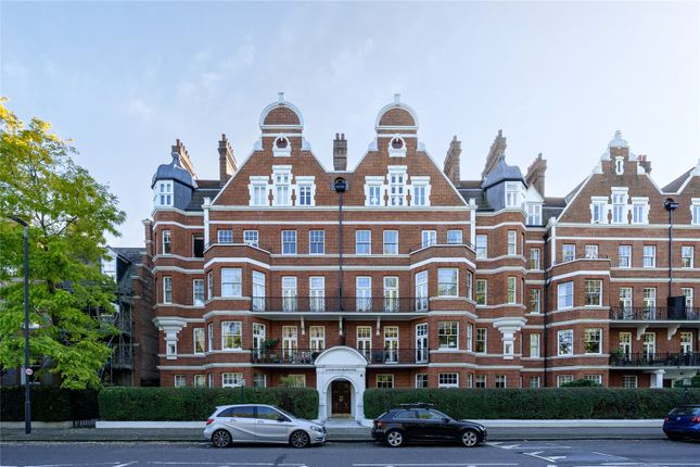 Prince of Wales Drive, London, SW11 3 bed duplex for sale