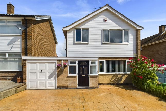 Appledore Avenue, Nottingham NG8 3 bed detached house for sale