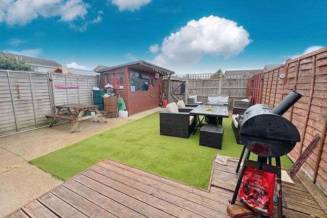 4 bed semi-detached house