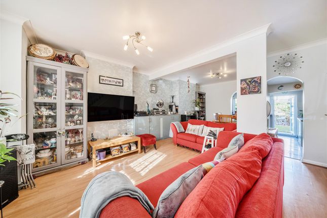 Palestine Grove, Colliers Wood SW19 2 bed terraced house for sale