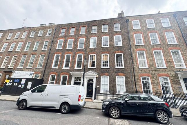 5 bedroom town house for sale