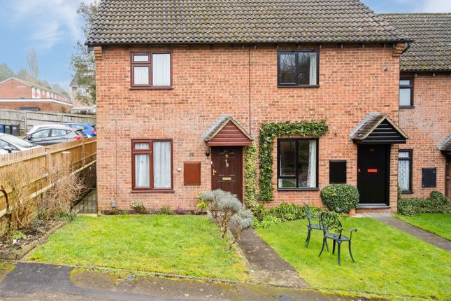 Portway Drive, High Wycombe, HP12 2 bed end of terrace house for sale