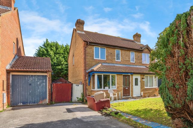 2 bedroom semi-detached house for sale