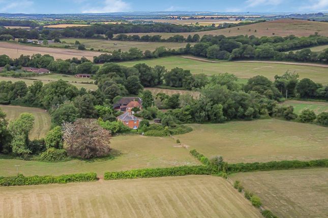 Well Road, Crondall, Farnham, Hampshire 5 bed house for sale