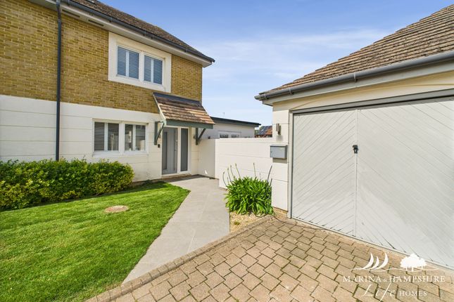 Bryher Island, Portsmouth PO6 4 bed townhouse for sale