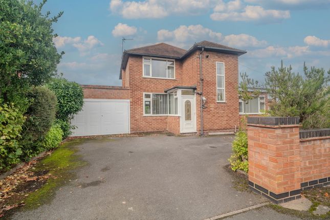Highwood Avenue, Solihull B92 3 bed detached house for sale