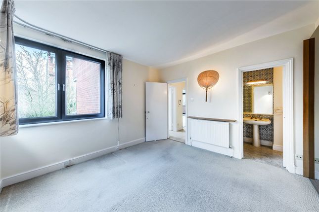 Manderley, Oakwood Court, London, W14 2 bed apartment for sale
