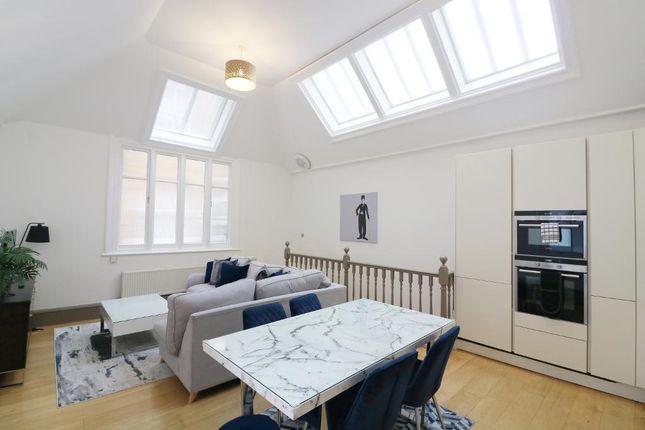 2 bed flat